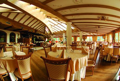 JOSK Val di Fiemme Wellness & Family Hotel Shandrani eetzaal